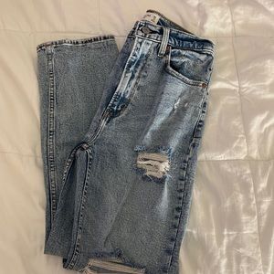 Abercrombie & Fitch The Ankle Straight Ultra High Rise 2R/26